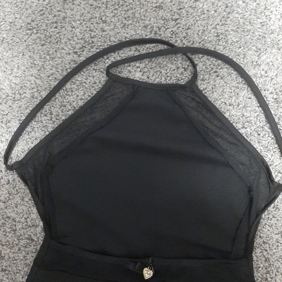 Dress - Picture 6 of 10